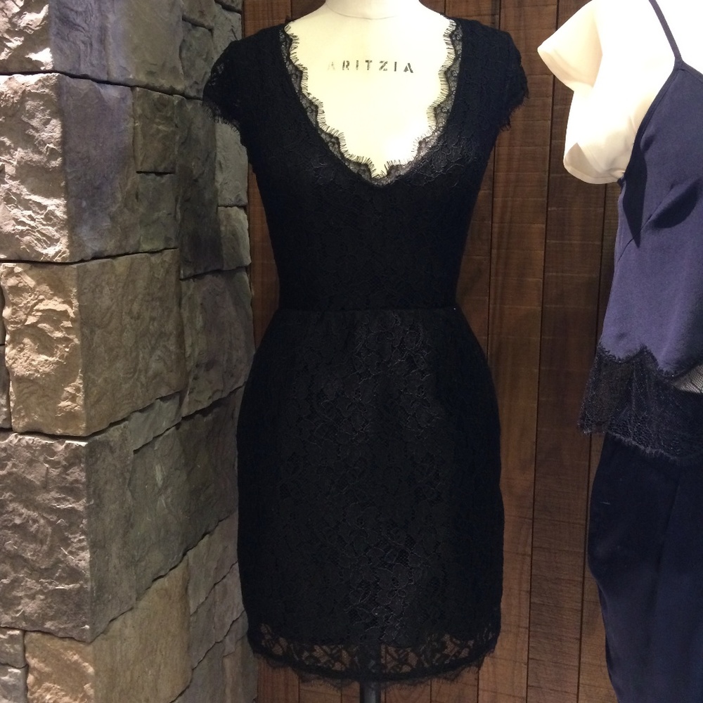 Black Lace Above-the-Knee Dress